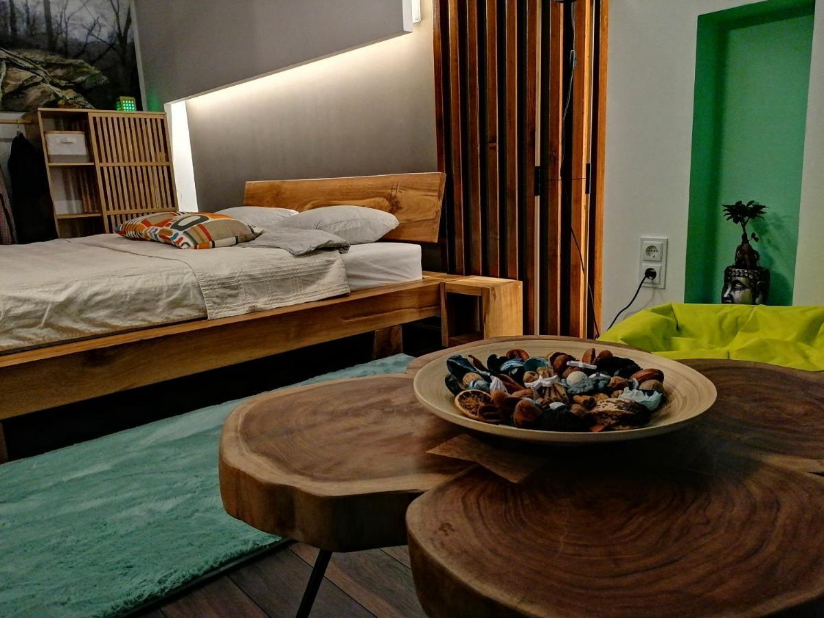 Wooden Touch Studio Брашов Экстерьер фото